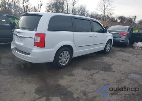 2014 Chrysler Town & Country Touring z USA, uszkodzony, nr VIN 2C4RC1BG2ER348376